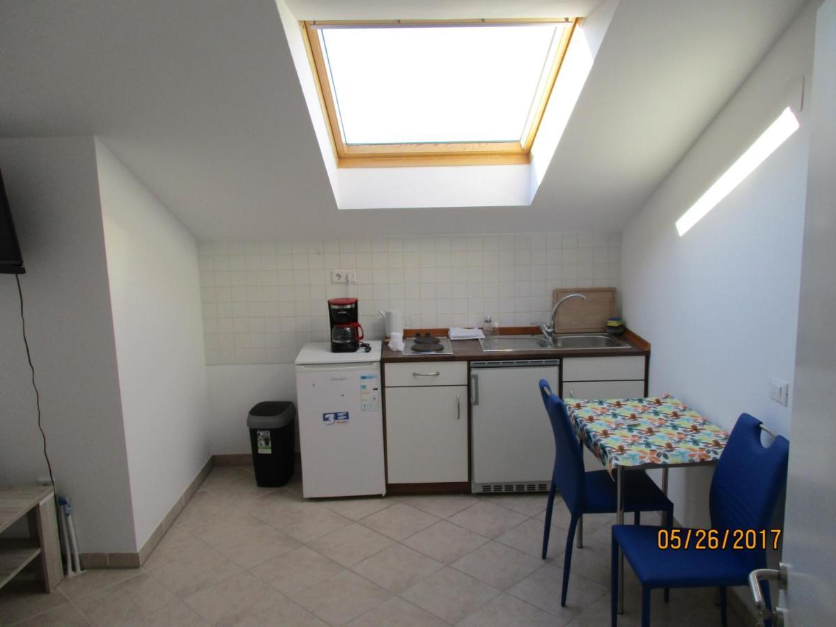 Apartment Patrizia ซาดาร์ ภายนอก รูปภาพ